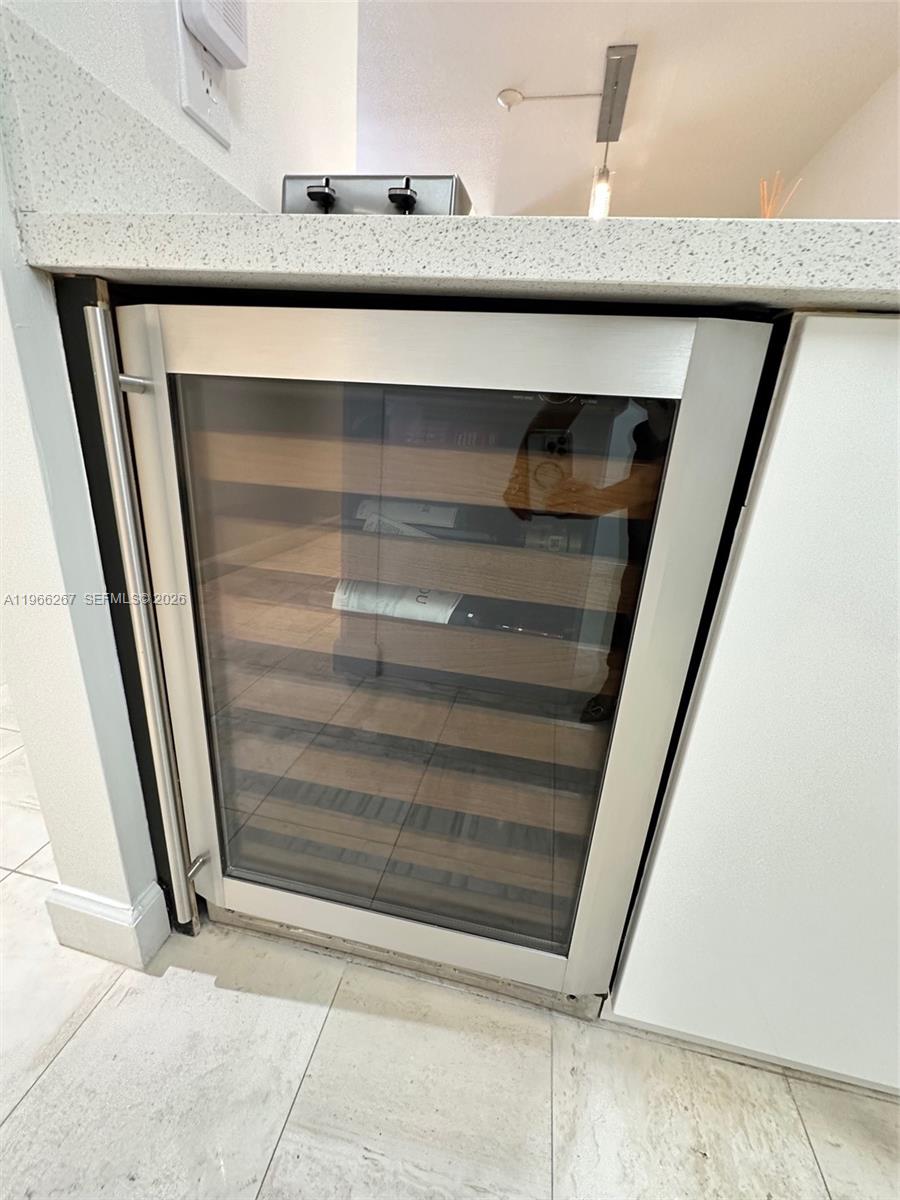 LEXCELLENCE CONDO - Residential