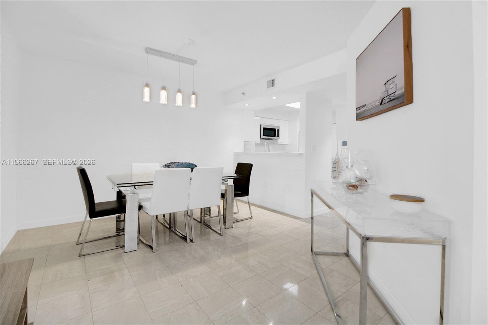 LEXCELLENCE CONDO - Residential