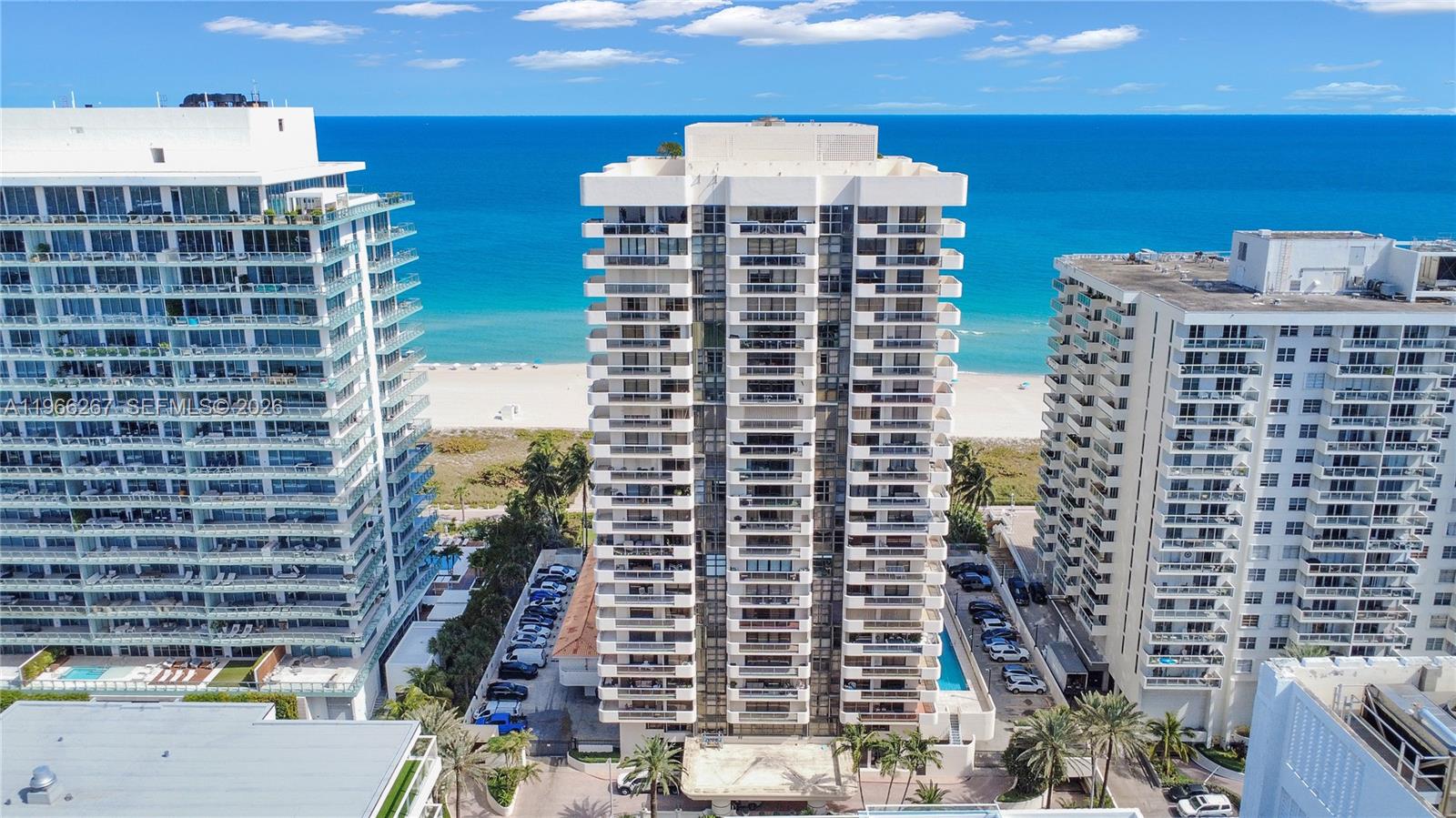 LEXCELLENCE CONDO - Residential