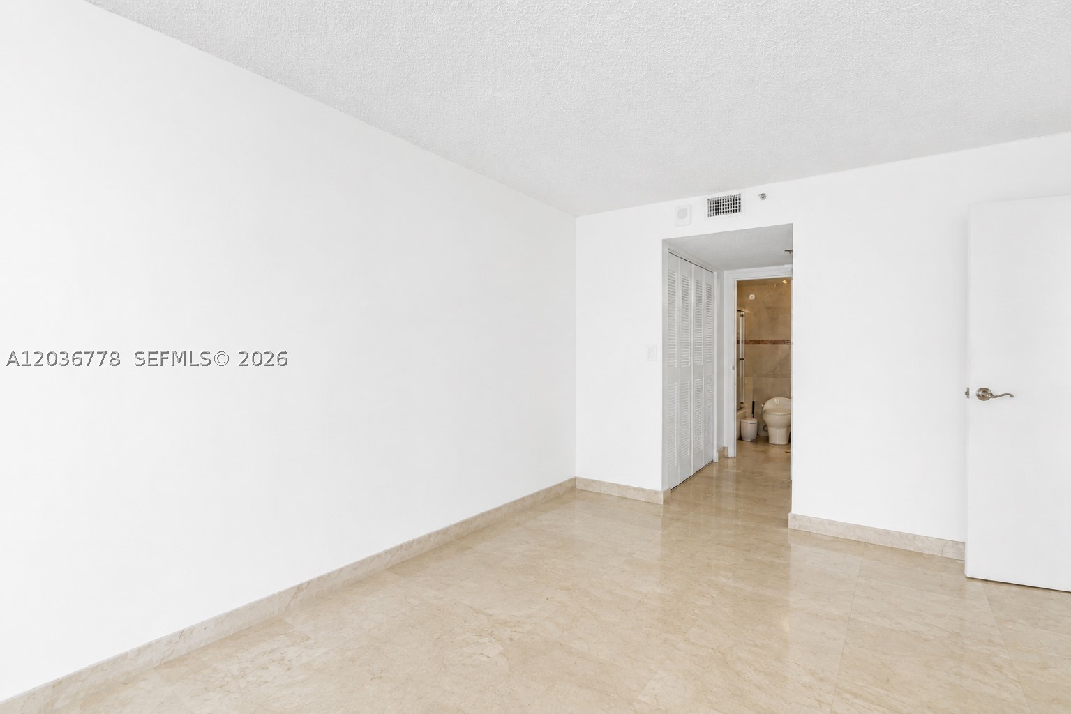 THE GRANDVIEW PALACE COND - Residential Lease