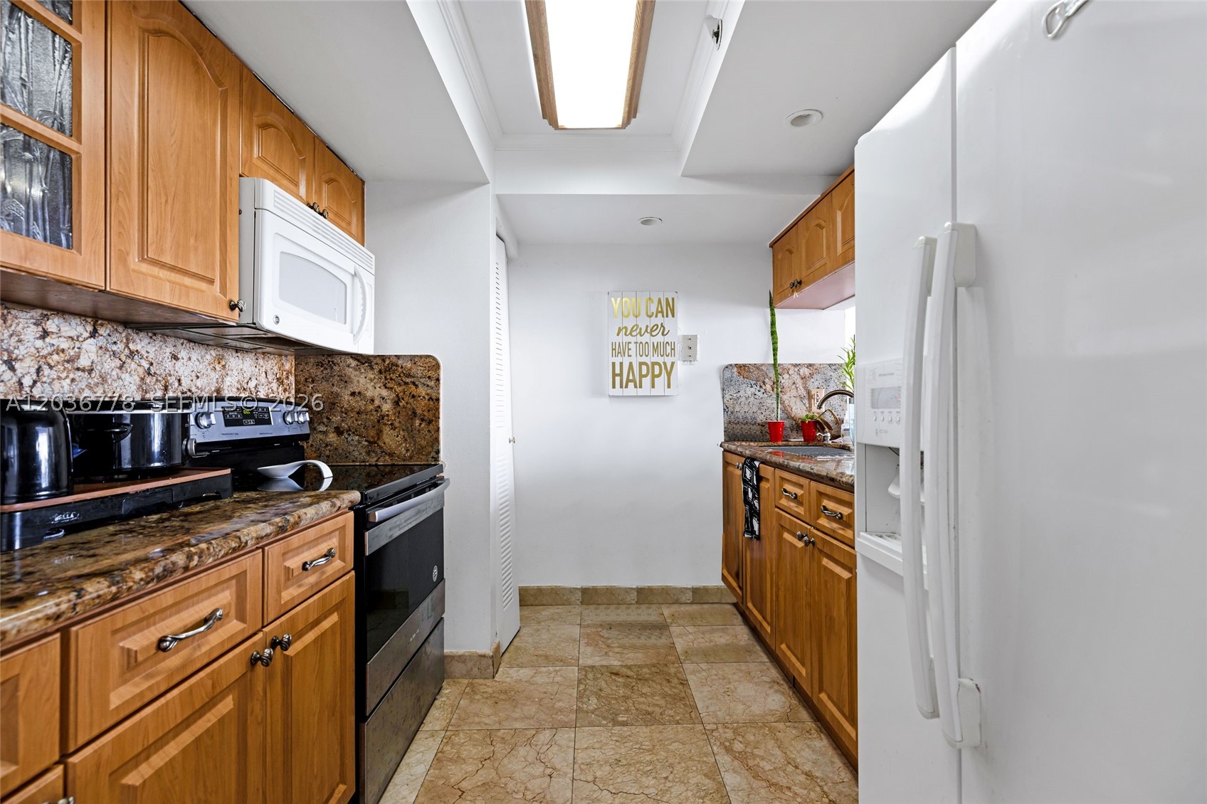 THE GRANDVIEW PALACE COND - Residential Lease