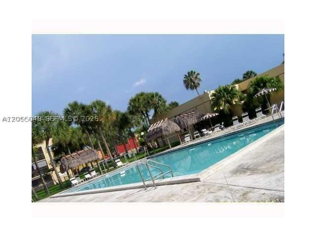 THE HORIZONS CONDO #5 - Residential Lease