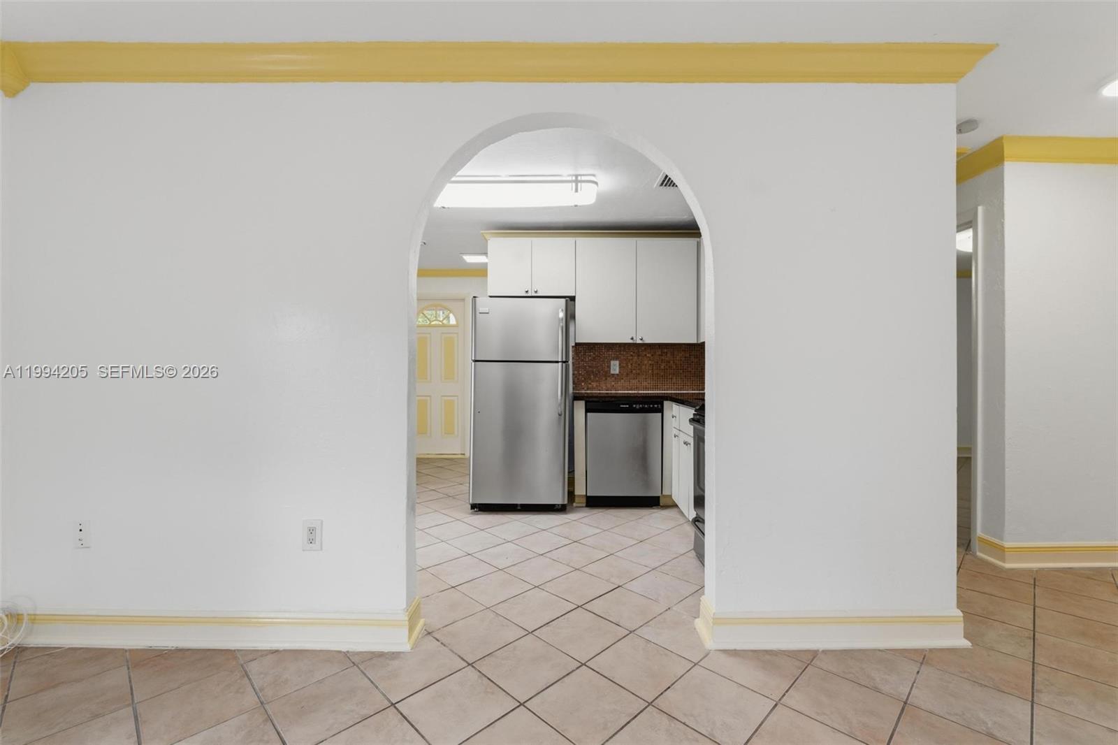 BISCAYNE REALTY COS - Residential Income
