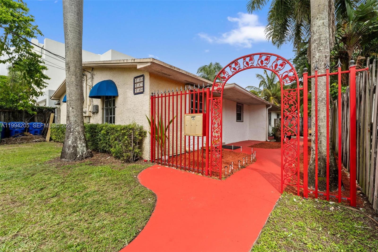 BISCAYNE REALTY COS - Residential Income