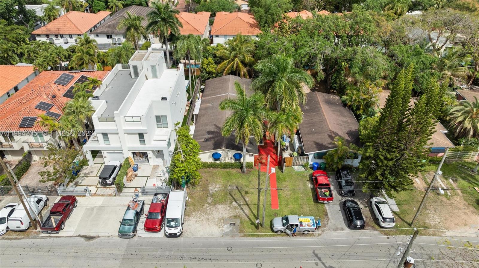 BISCAYNE REALTY COS - Residential Income