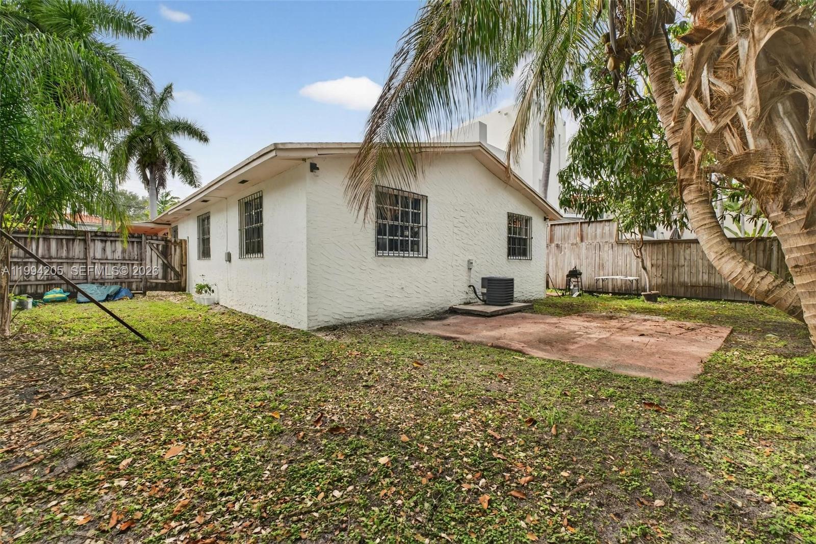 BISCAYNE REALTY COS - Residential Income