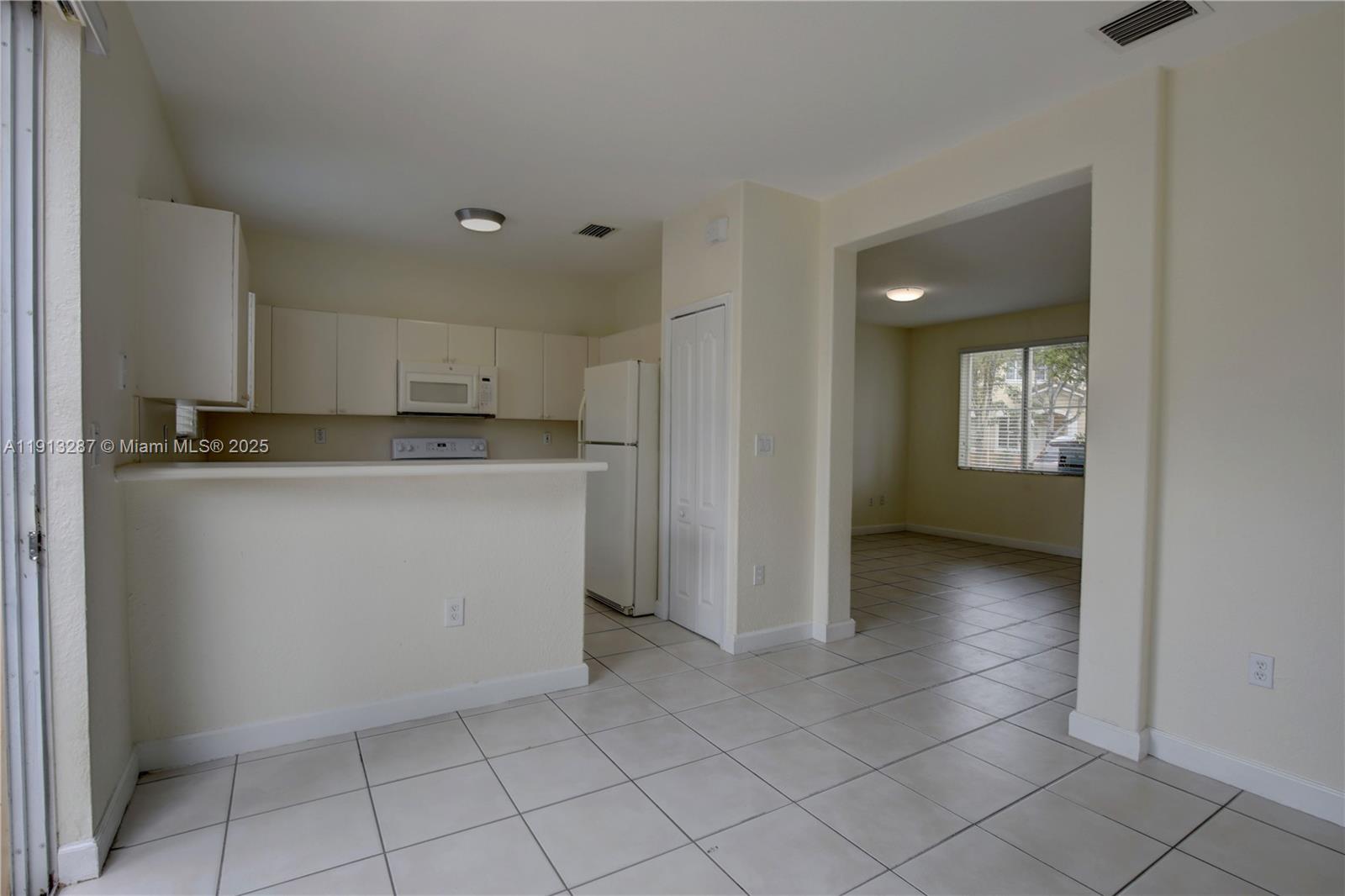 SHOMA VILLAS II AT COUNTR - Residential Lease