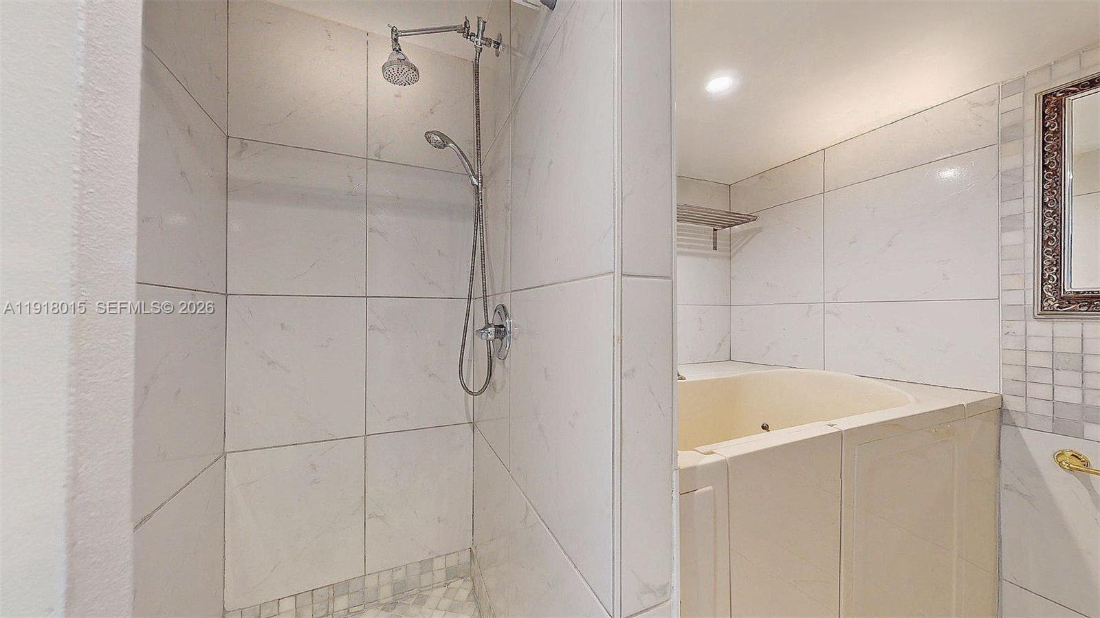 OCEANVIEW PARK CONDO - Residential