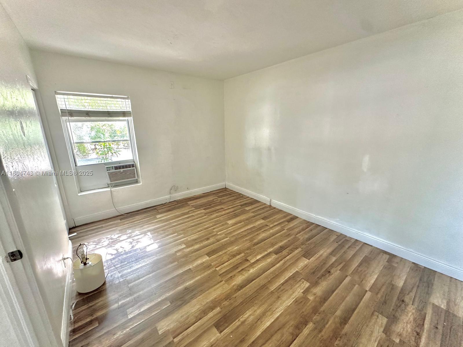 HOLLYWOOD SOUTH SIDE ADD - Residential Lease