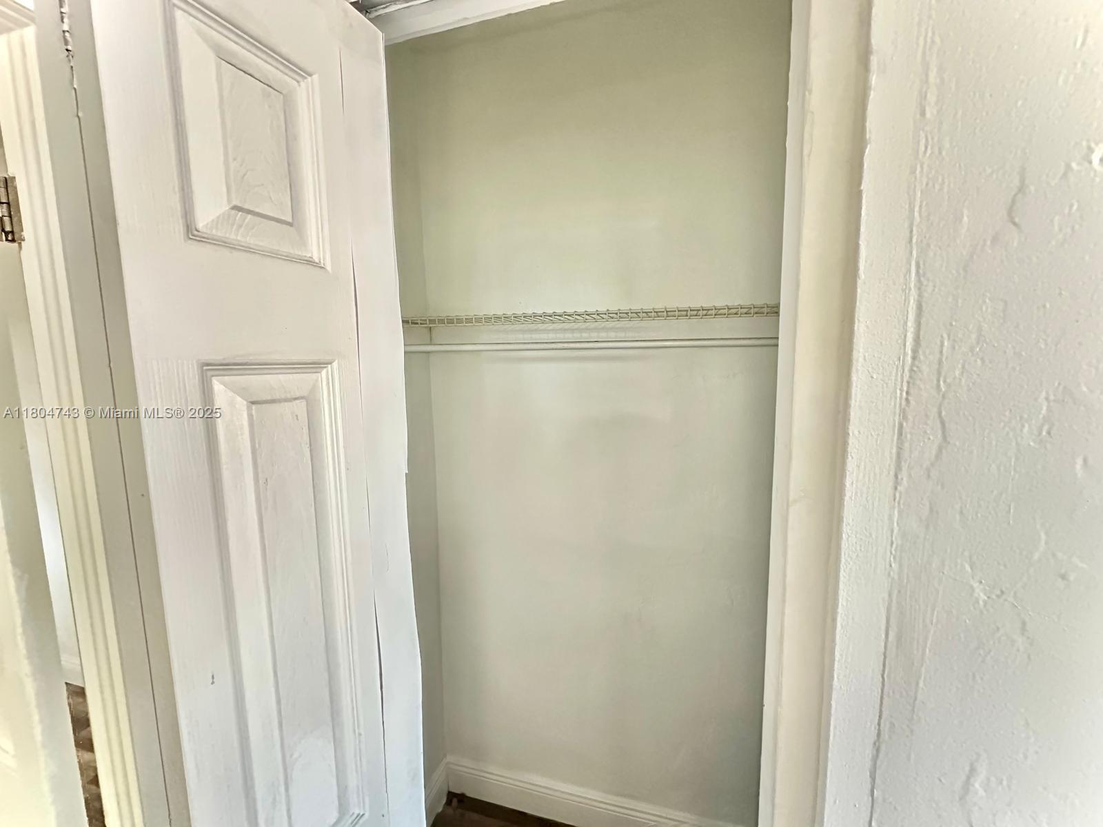 HOLLYWOOD SOUTH SIDE ADD - Residential Lease