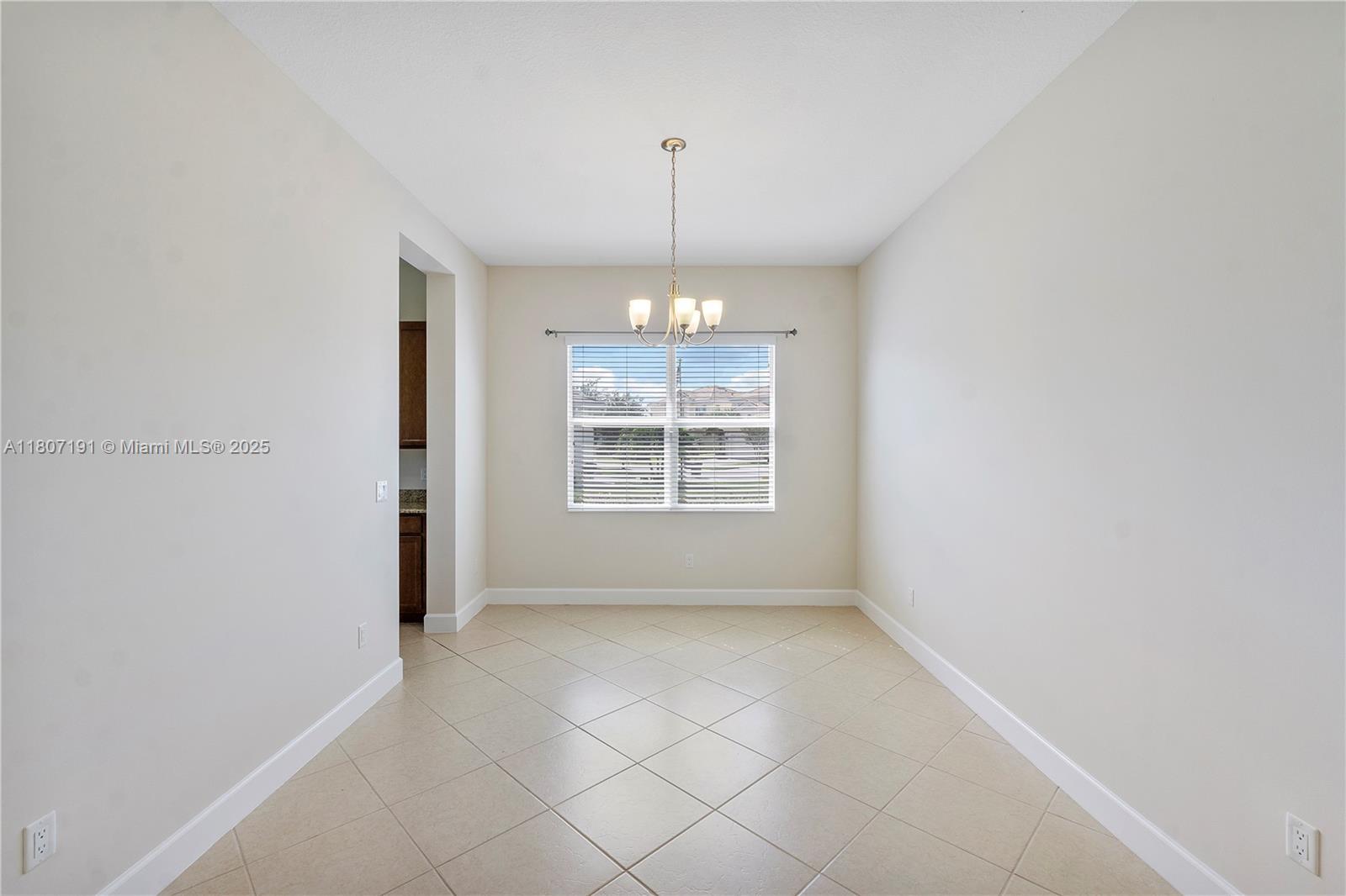 HAMMOCKS OF WESTLAKE - Residential Lease