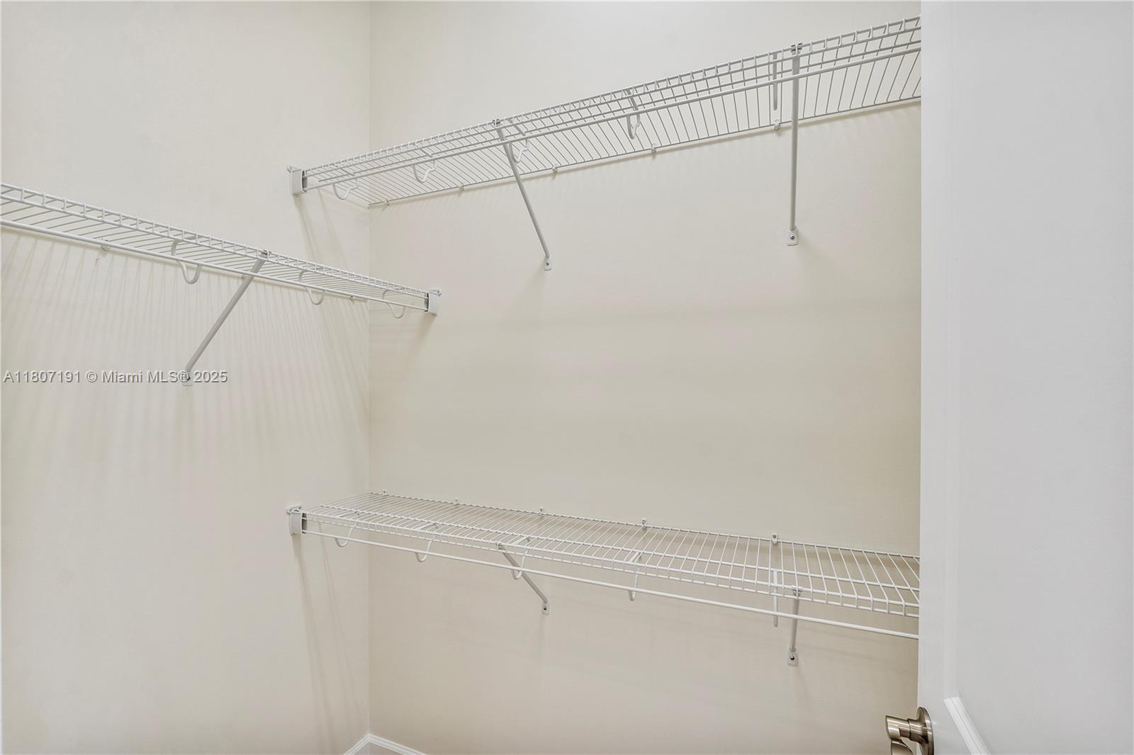 HAMMOCKS OF WESTLAKE - Residential Lease