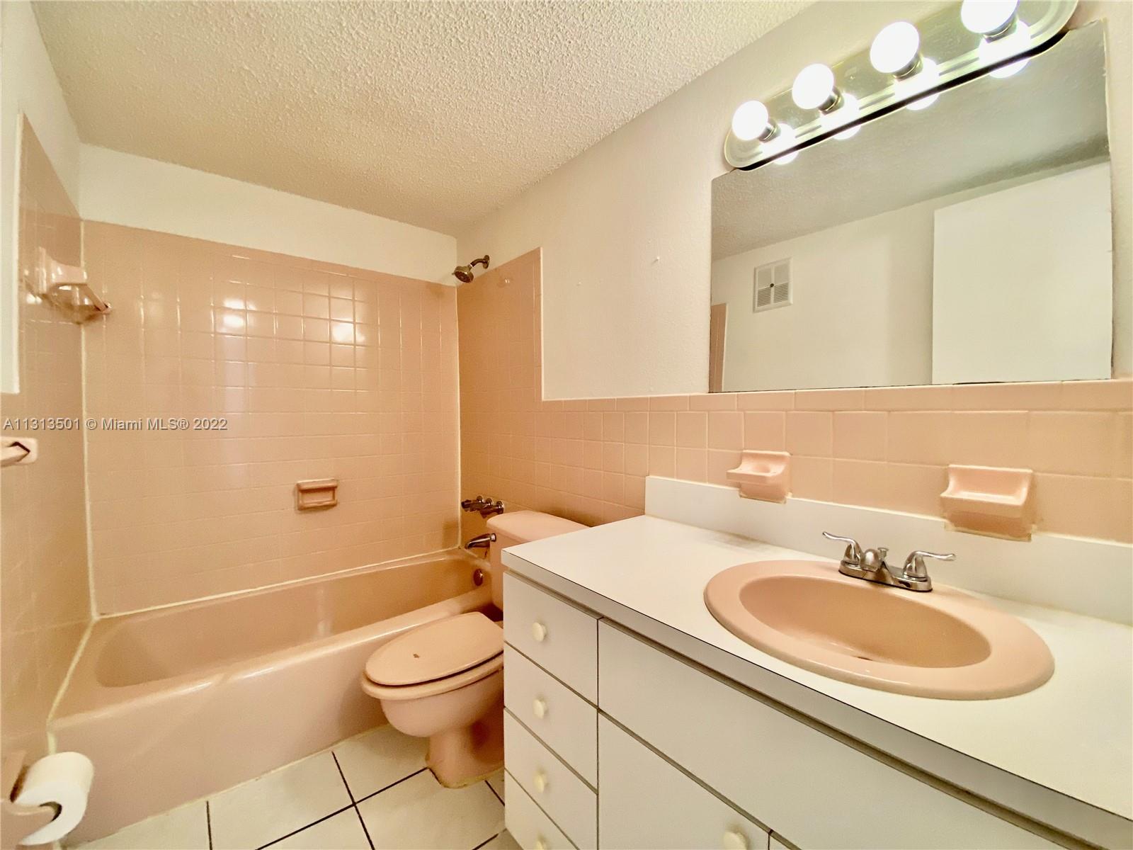 HABANA CONDO - Residential Lease