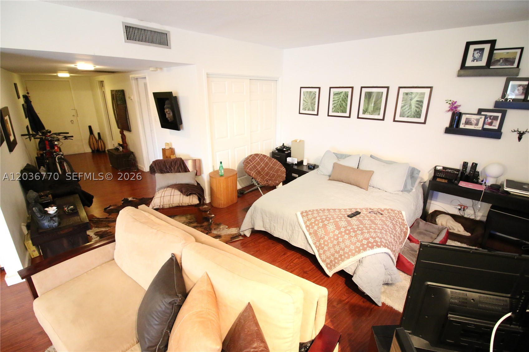 KING COLE CONDO - Residential Lease