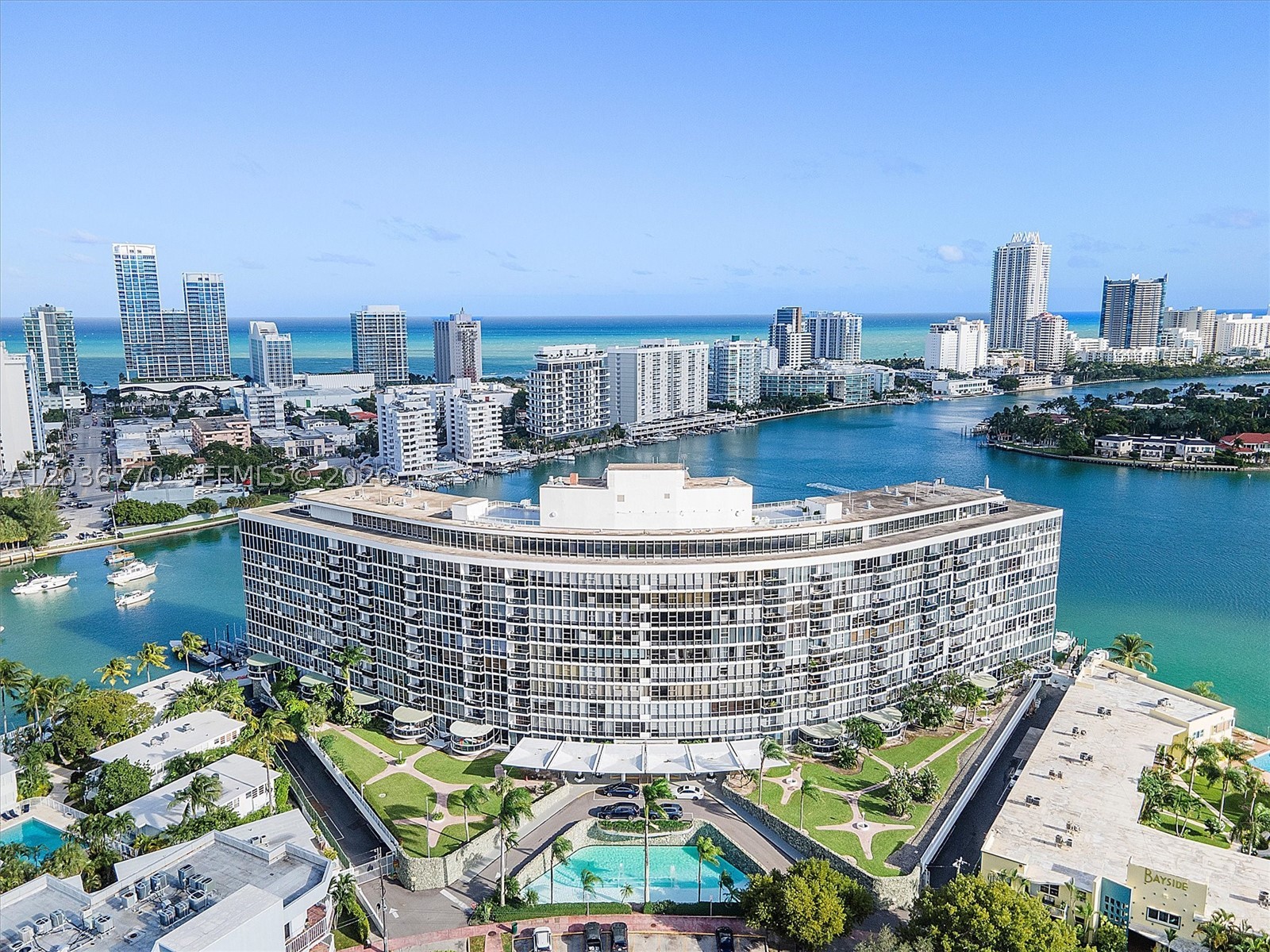 KING COLE CONDO - Residential Lease