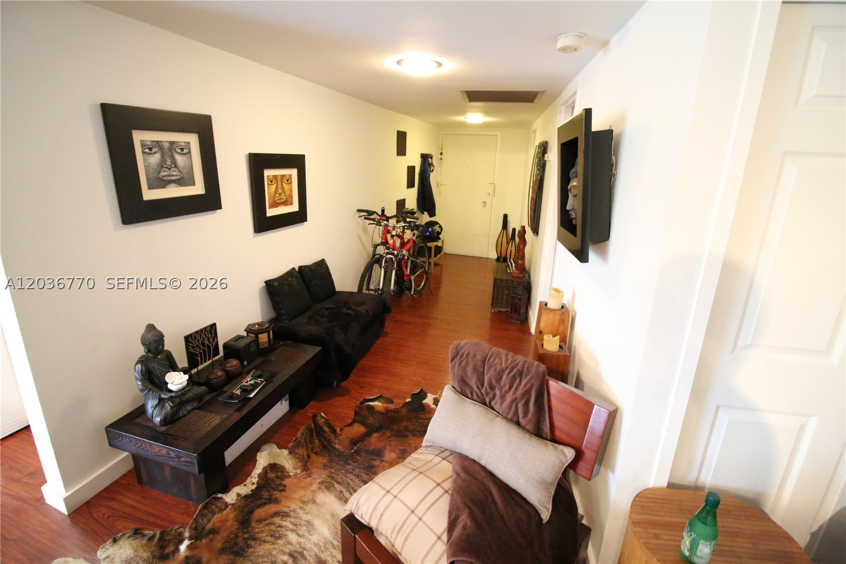 KING COLE CONDO - Residential Lease