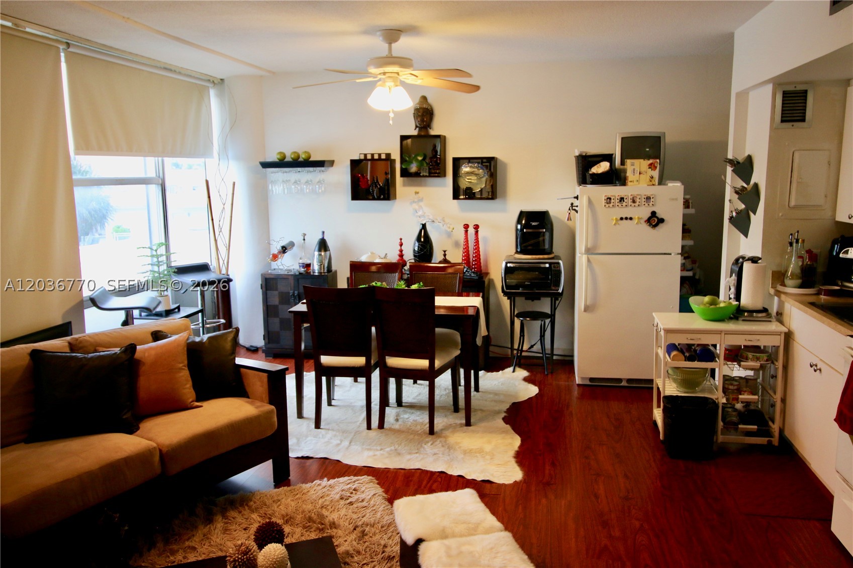 KING COLE CONDO - Residential Lease