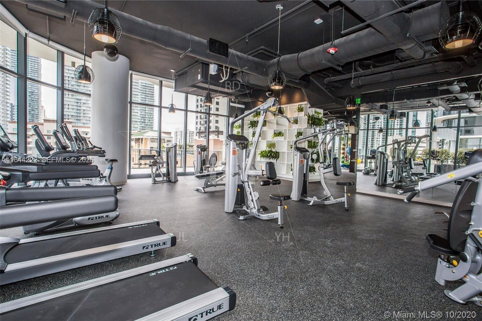 BRICKELL HEIGHTS EAST CON - Residential