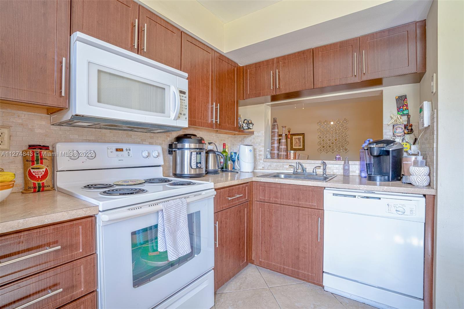 COLONNADES CONDO - Residential