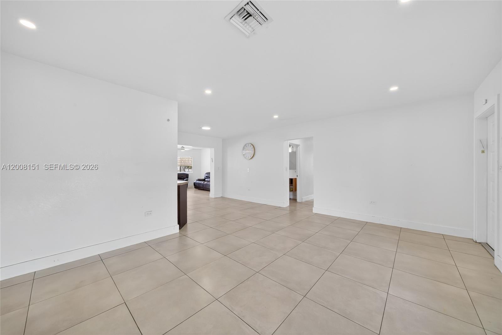 LAKE PARK MANOR REPLAT - Residential