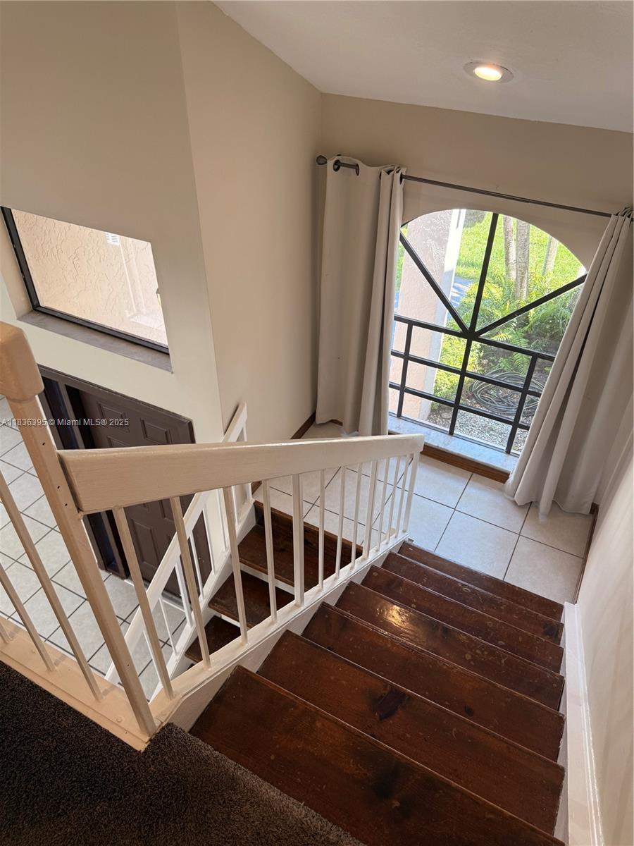 SUNSET HARBOUR SEC 2 - Residential Lease