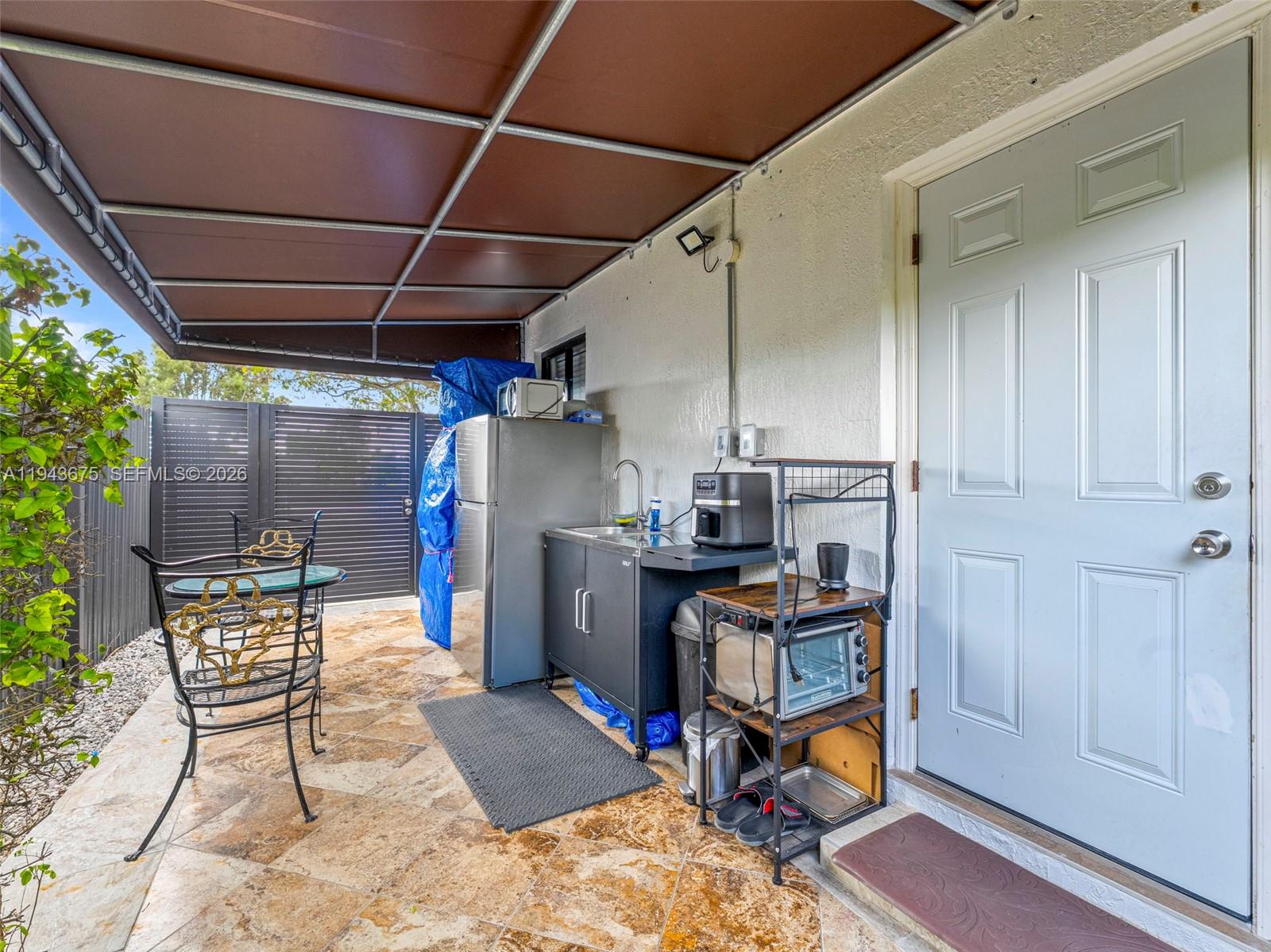 WESTWOOD LAKE 4TH ADDN - Residential