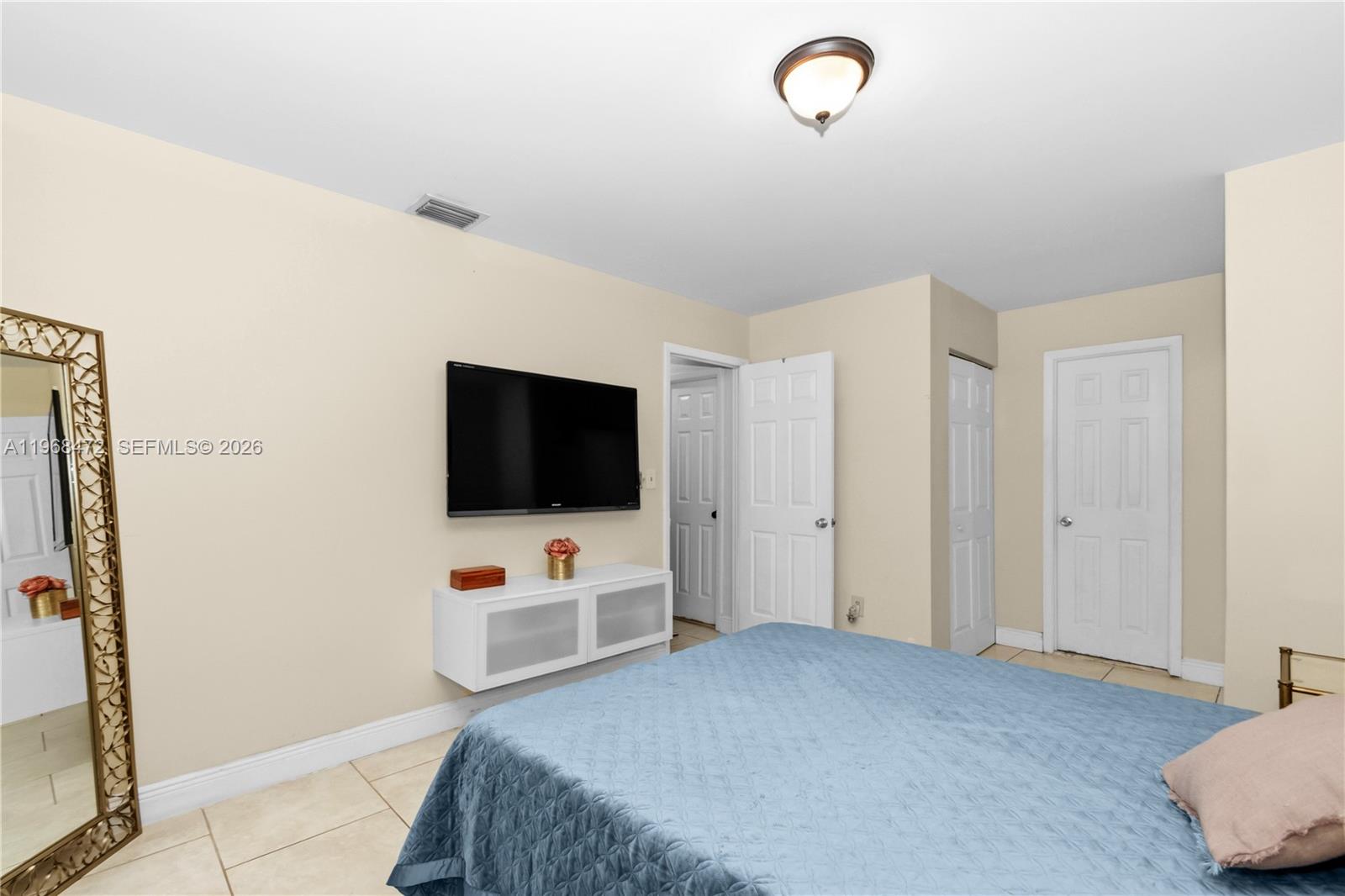 WINSTON PARK UNIT ONE - Residential