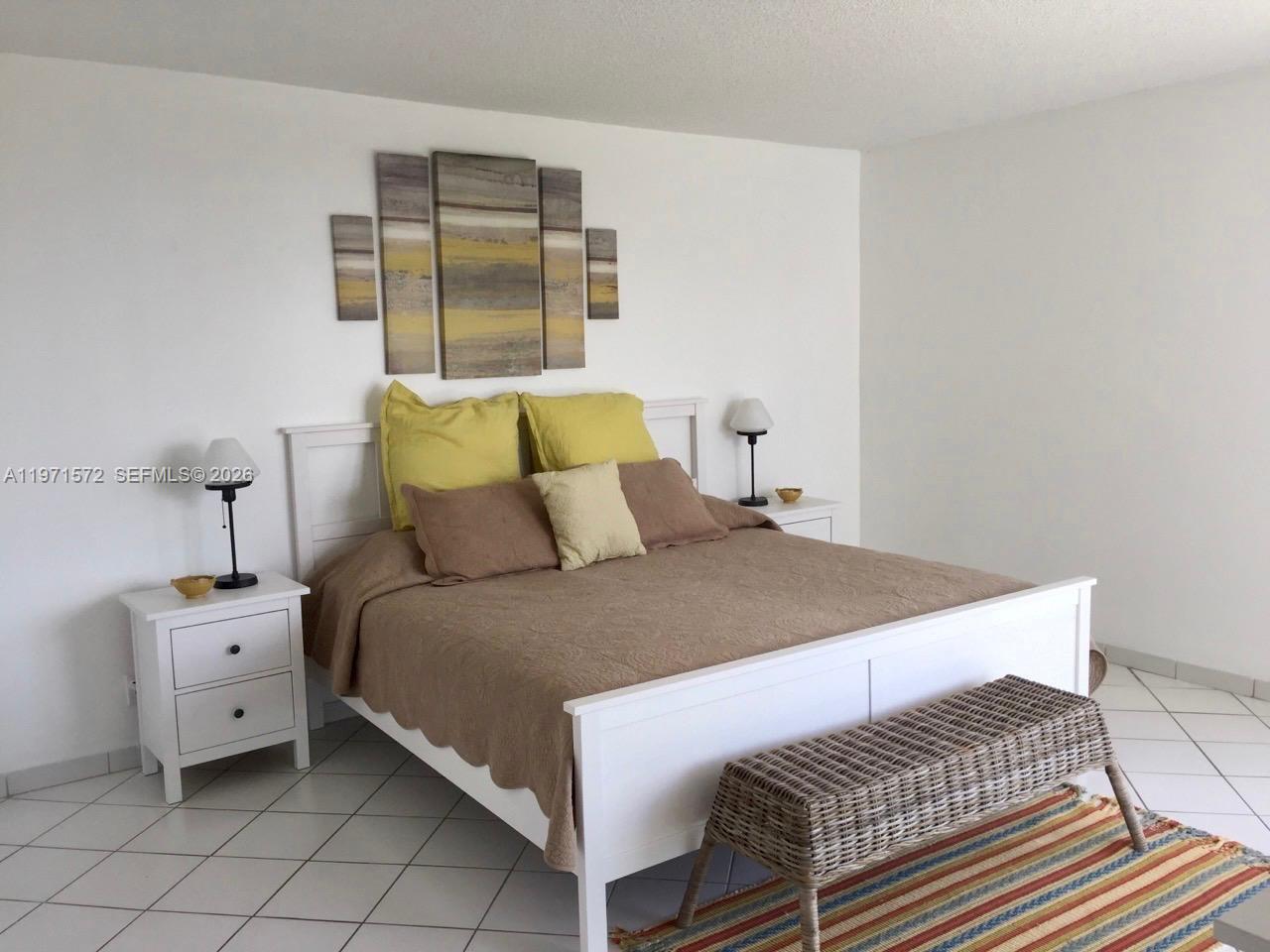 ARLEN HOUSE EAST CONDO - Residential