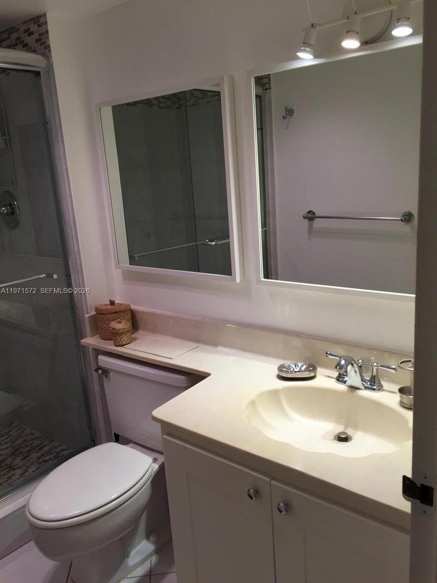 ARLEN HOUSE EAST CONDO - Residential