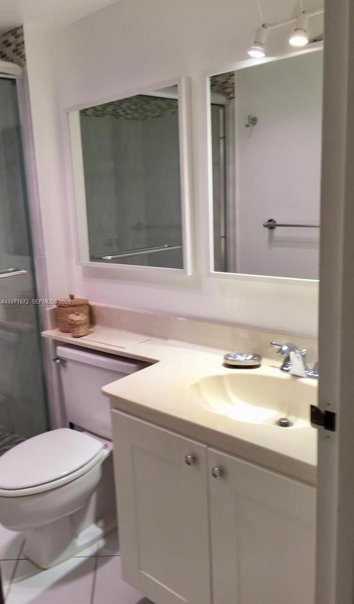 ARLEN HOUSE EAST CONDO - Residential
