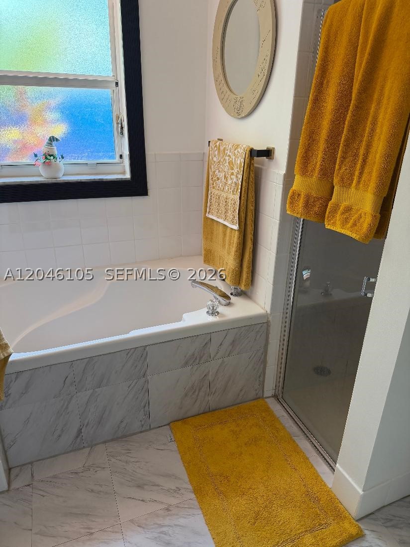 SPANISH LAKES 1ST ADDN - Residential
