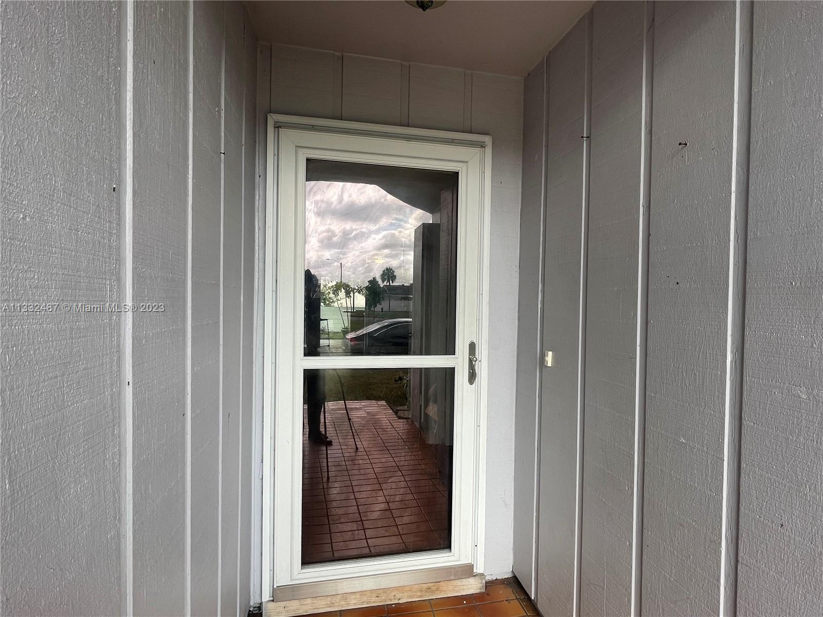 LAKEWOOD ON THE GREEN SEC - Residential Lease