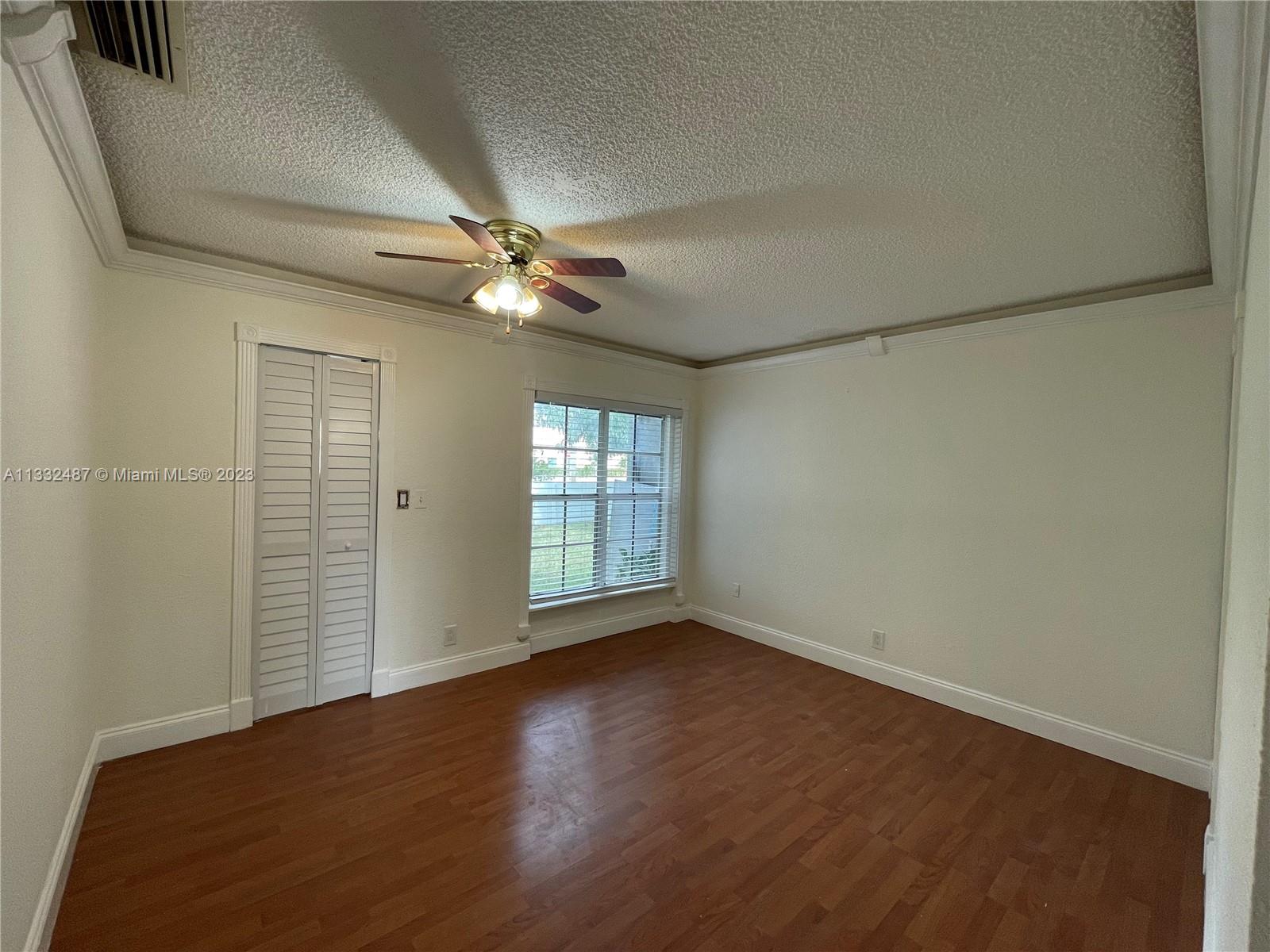 LAKEWOOD ON THE GREEN SEC - Residential Lease
