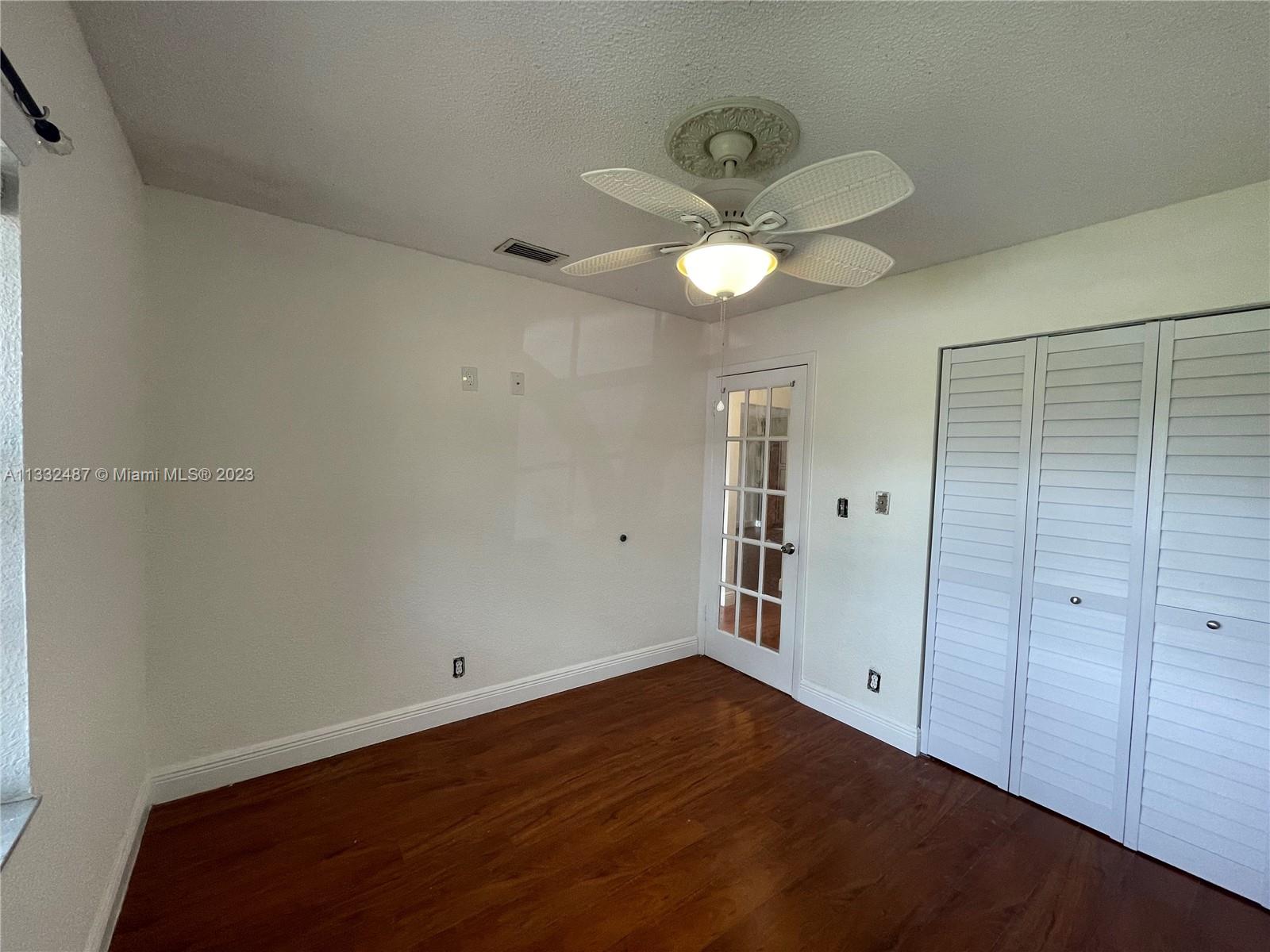 LAKEWOOD ON THE GREEN SEC - Residential Lease