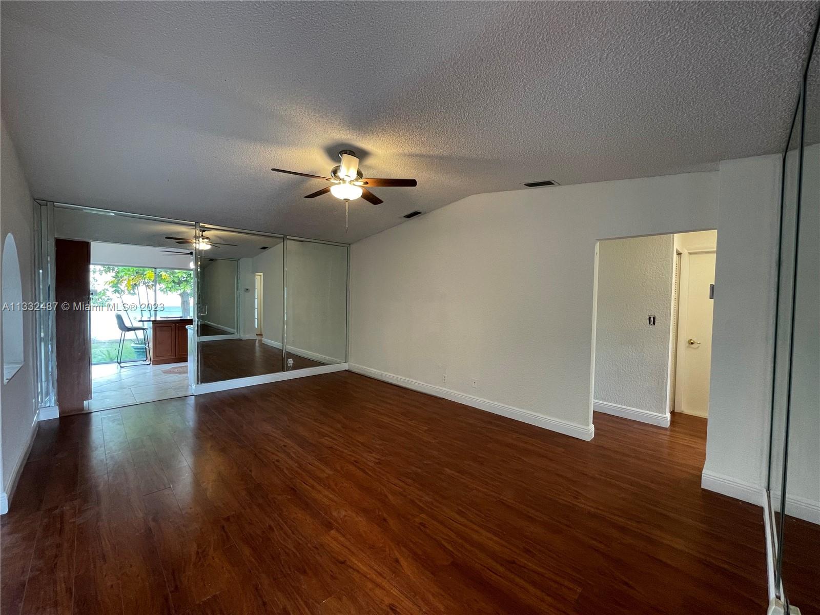 LAKEWOOD ON THE GREEN SEC - Residential Lease
