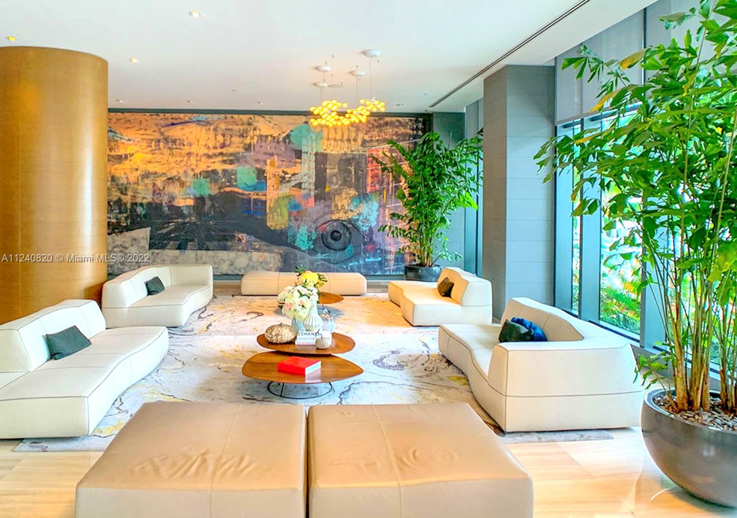 ICON BAY CONDO - Residential