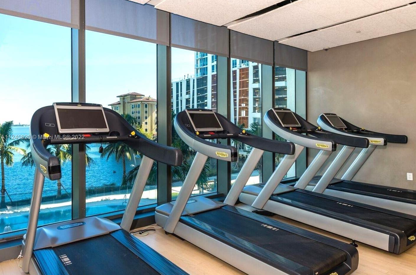 ICON BAY CONDO - Residential