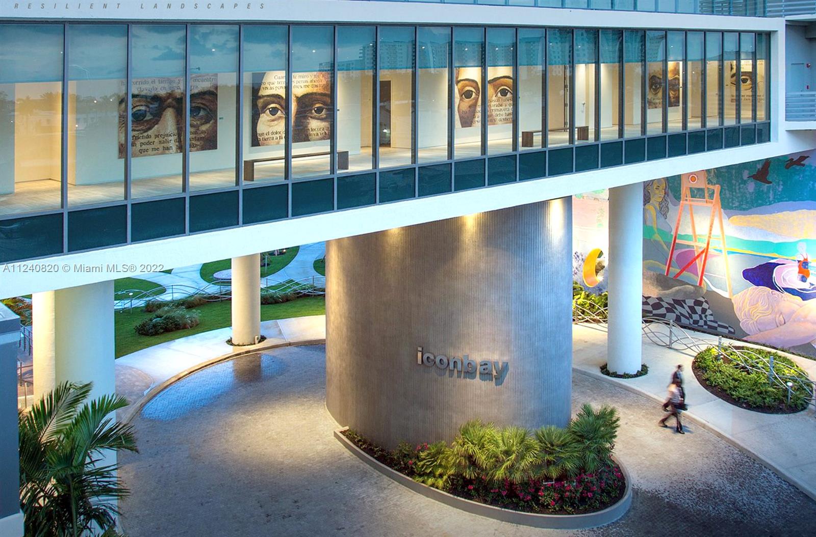 ICON BAY CONDO - Residential