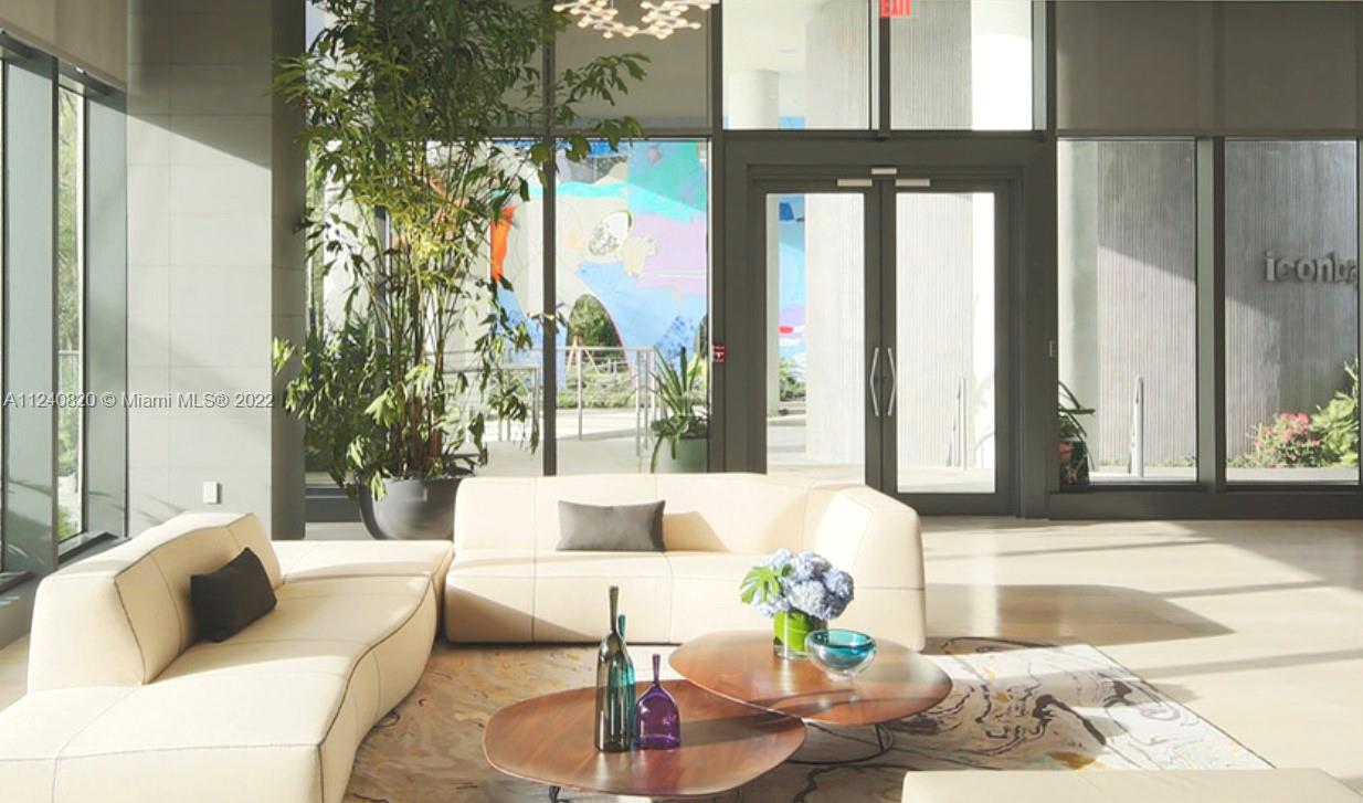 ICON BAY CONDO - Residential