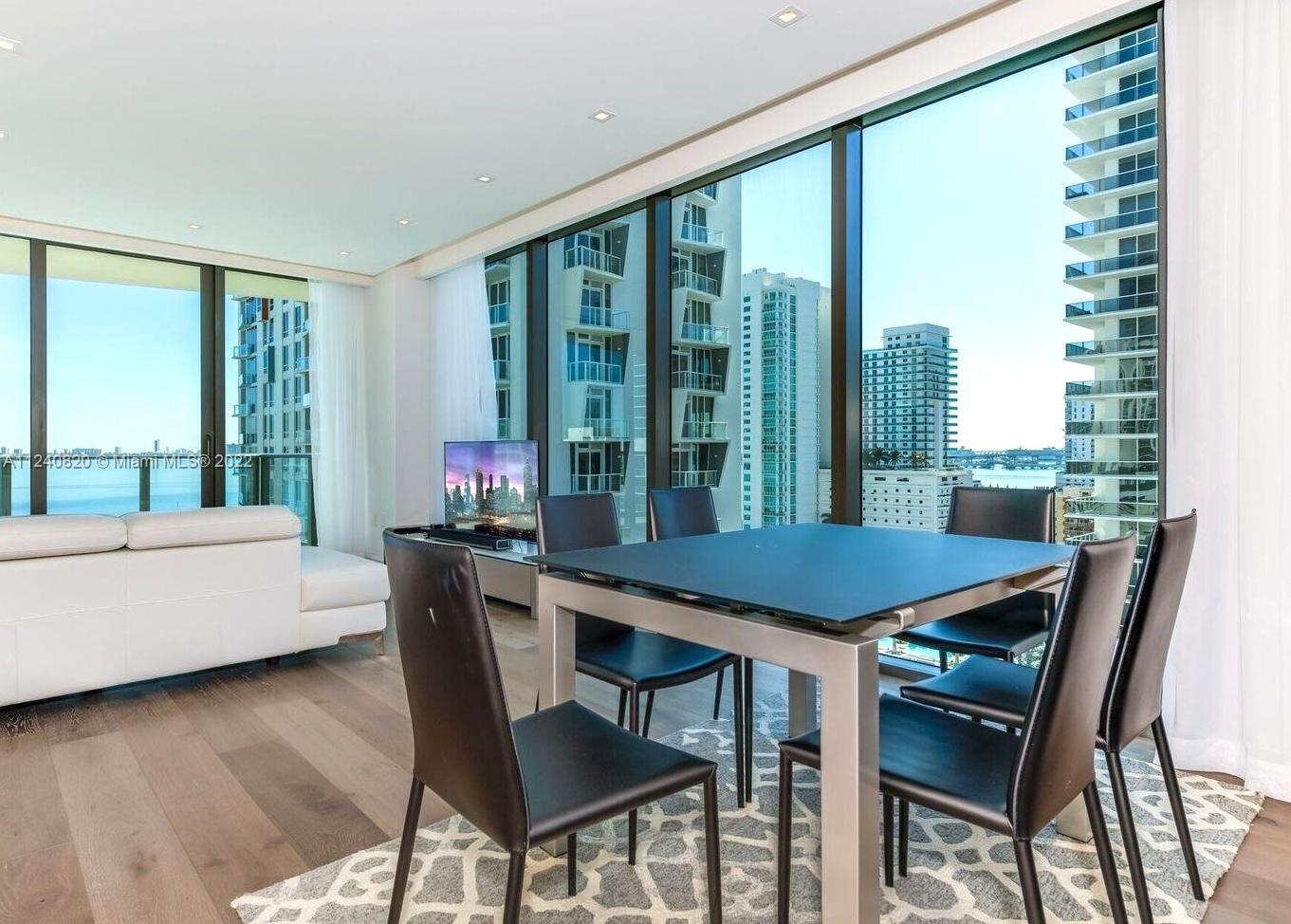 ICON BAY CONDO - Residential