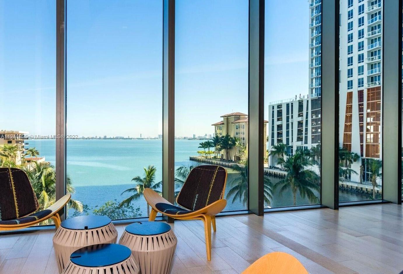 ICON BAY CONDO - Residential