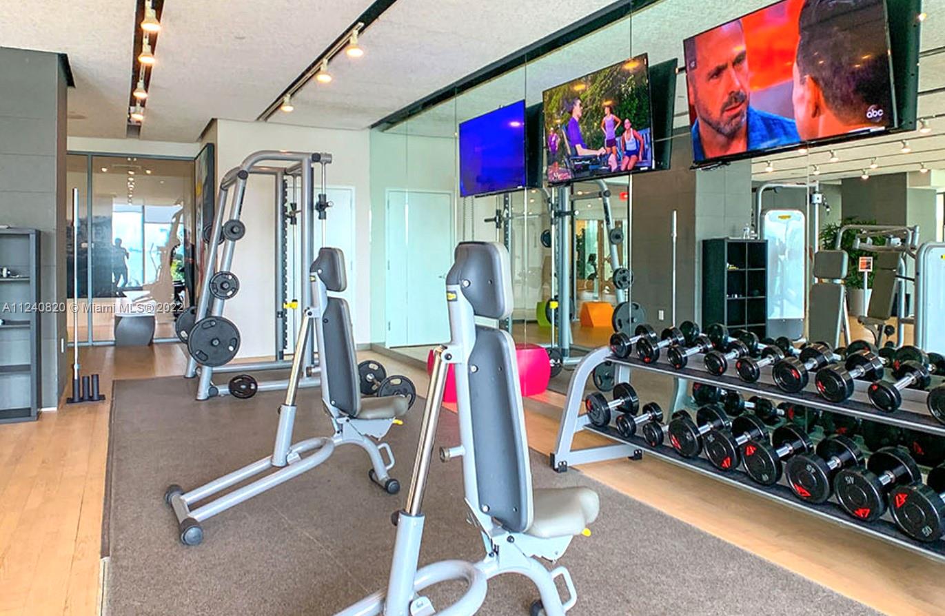 ICON BAY CONDO - Residential