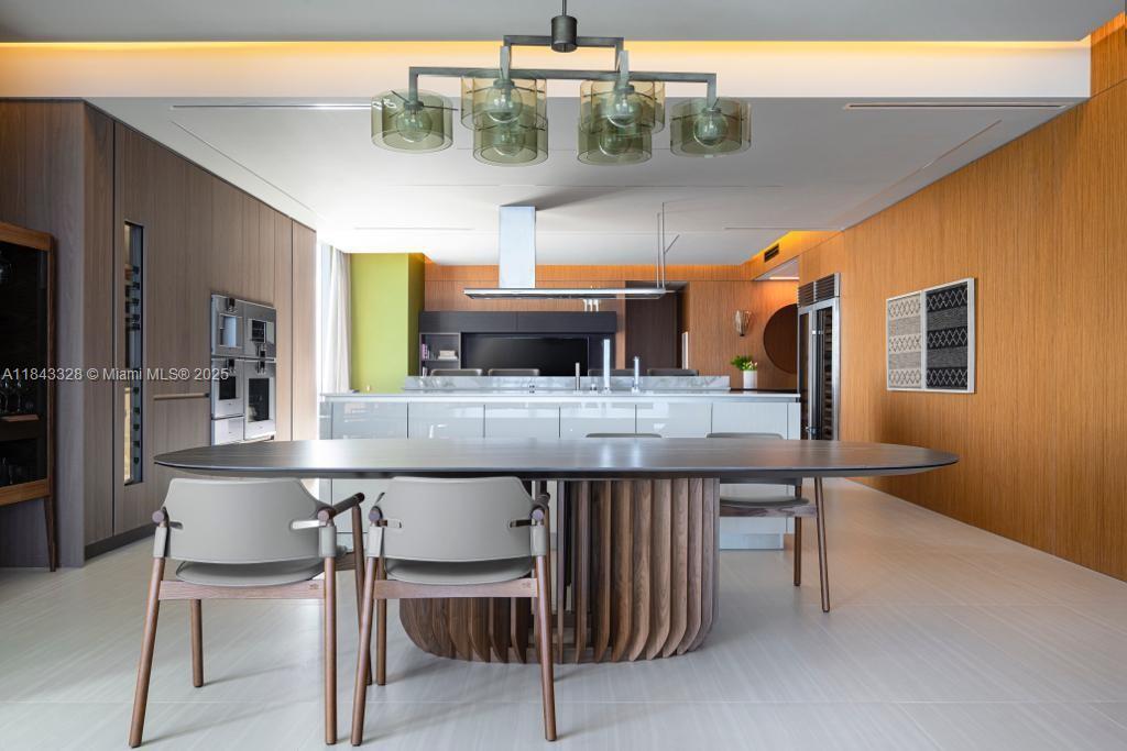 NORTH BISCAYNE BEACH AMEN - Residential