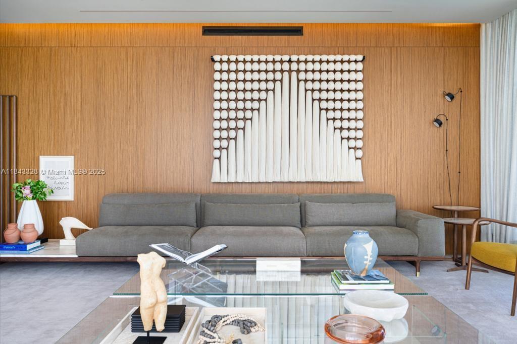 NORTH BISCAYNE BEACH AMEN - Residential