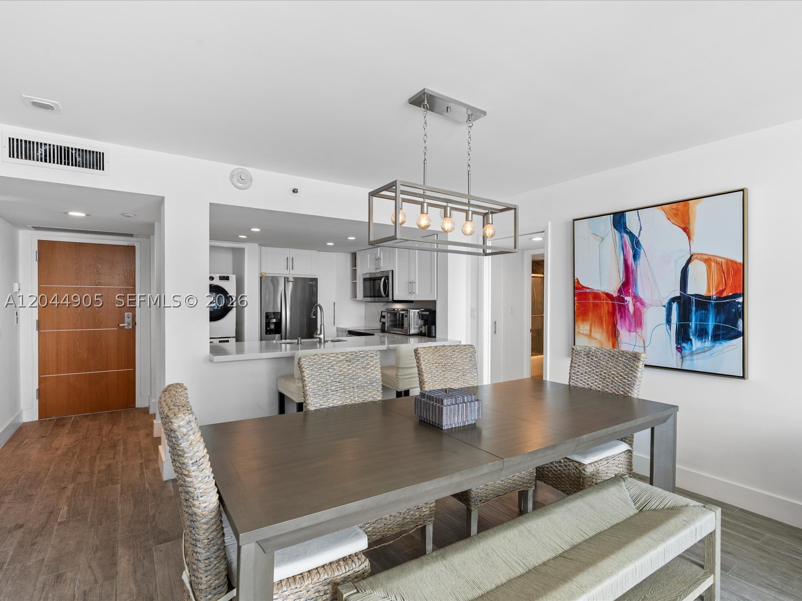 SOUTH POINTE TOWERS CONDO - Residential