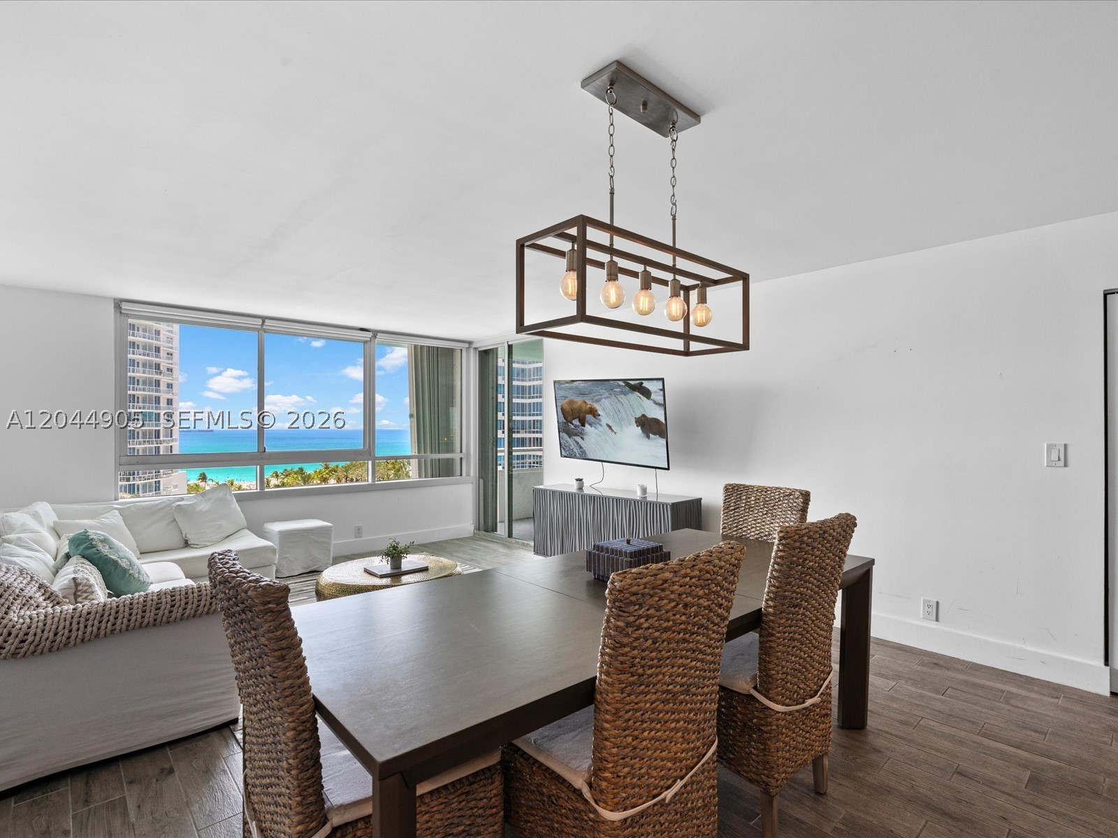 SOUTH POINTE TOWERS CONDO - Residential