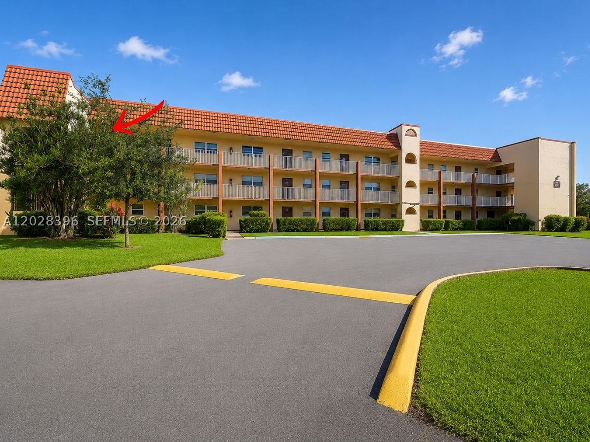 Spacious and well-maintained condominium located in a desirable HOPA-qualified 55+ community. This inviting residence offers a functional floor plan, abundant natural light, and comfortable living spaces designed for easy, low-maintenance living. Enjoy a peaceful community atmosphere with convenient access to shopping, dining, entertainment, and major highways. Whether you're seeking a year-round residence or a seasonal retreat, this property offers the perfect blend of comfort and convenience. Main Clubhouse 8 am-11 pm 7 days a week. Equipped with a Gym,  Billiard Room, Large Card Room, Arts & Crafts Room, Small Card Room, Racquetball Court,  an Indoor Pool with Jacuzzi, an 
Outdoor Pool with Bar-B-Que stations, Lounge Chairs, two Tiki Huts, and a Ping Pong Table. Nine-hole Golf Course, The Galaxy Ballroom/theater, offers an SLP3  showcase for popular entertainment and dance nights, special events, and free movies. MOTIVATED SELLER