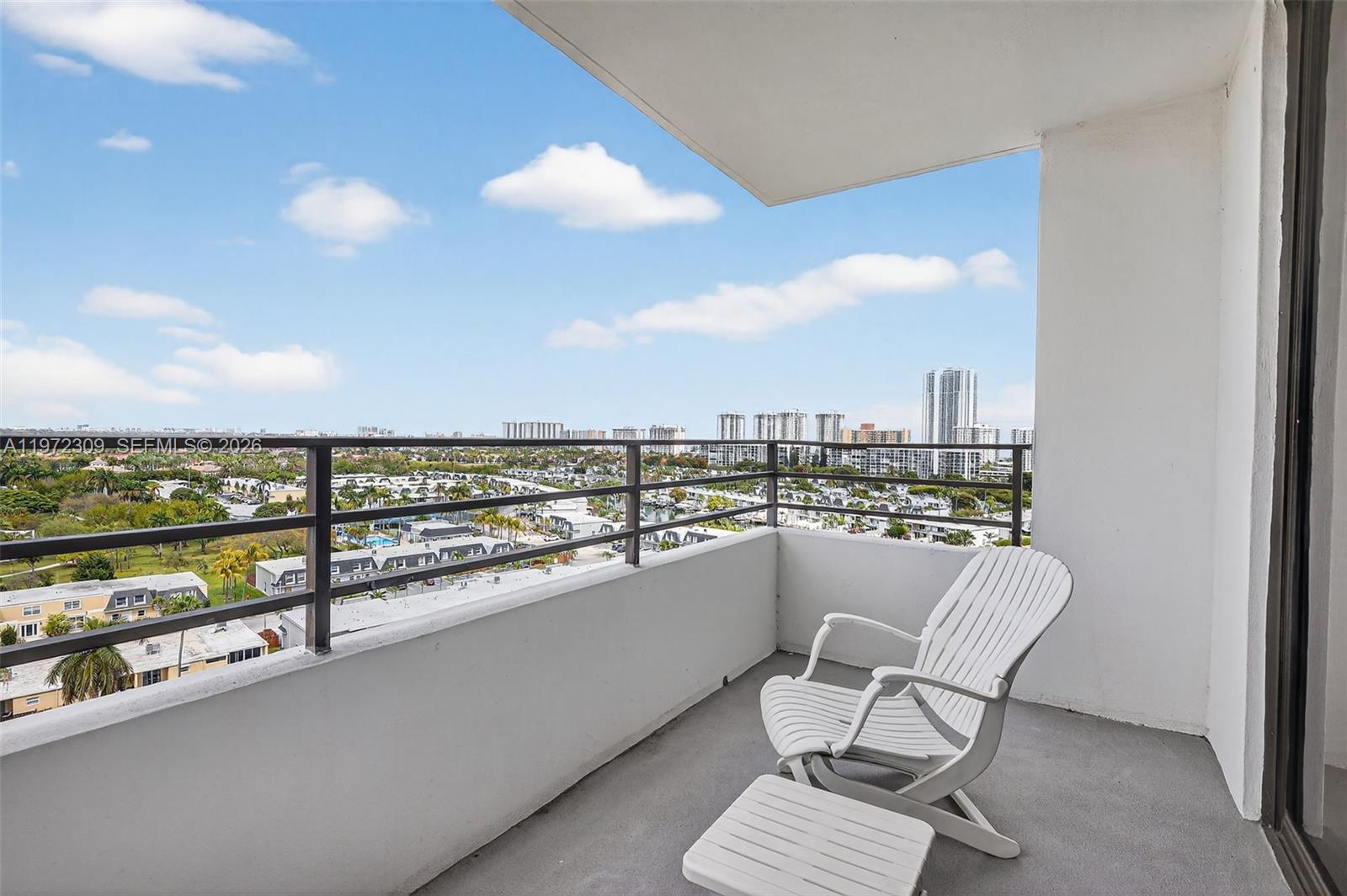 OLYMPUS CONDO PHASE - Residential