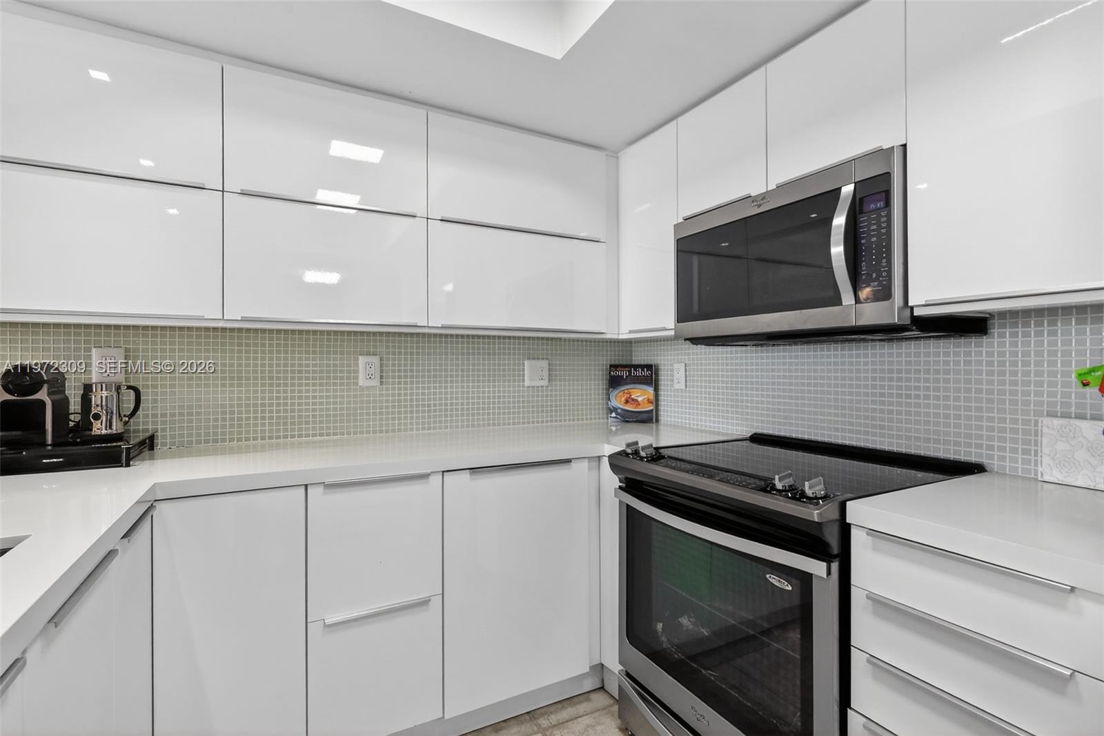 OLYMPUS CONDO PHASE - Residential