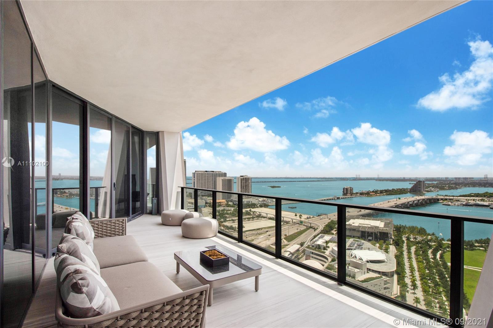 ONE THOUSAND MUSEUM CONDO - Residential